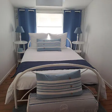 F1 Proche Des Thermes アパート