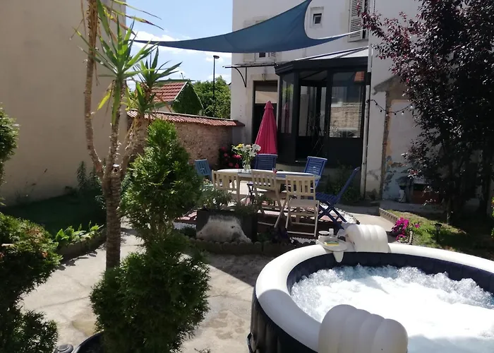 アパート F1 Proche Des Thermes