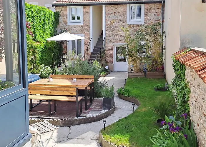 F1 Proche Des Thermes アパート